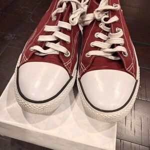 Airwalk Women's Red and White Sneakers